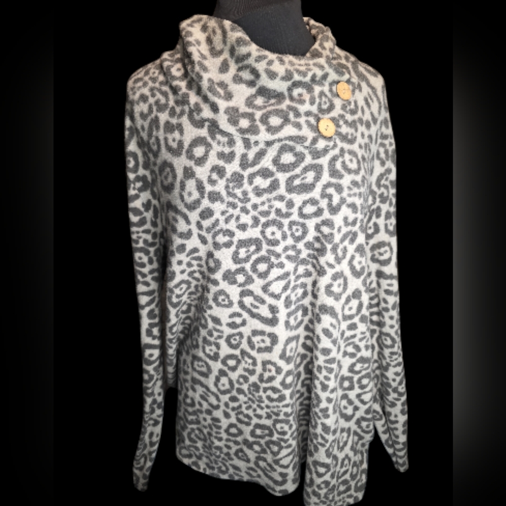 Chris & Carol Gray Leopard Cowl Neck Sweater